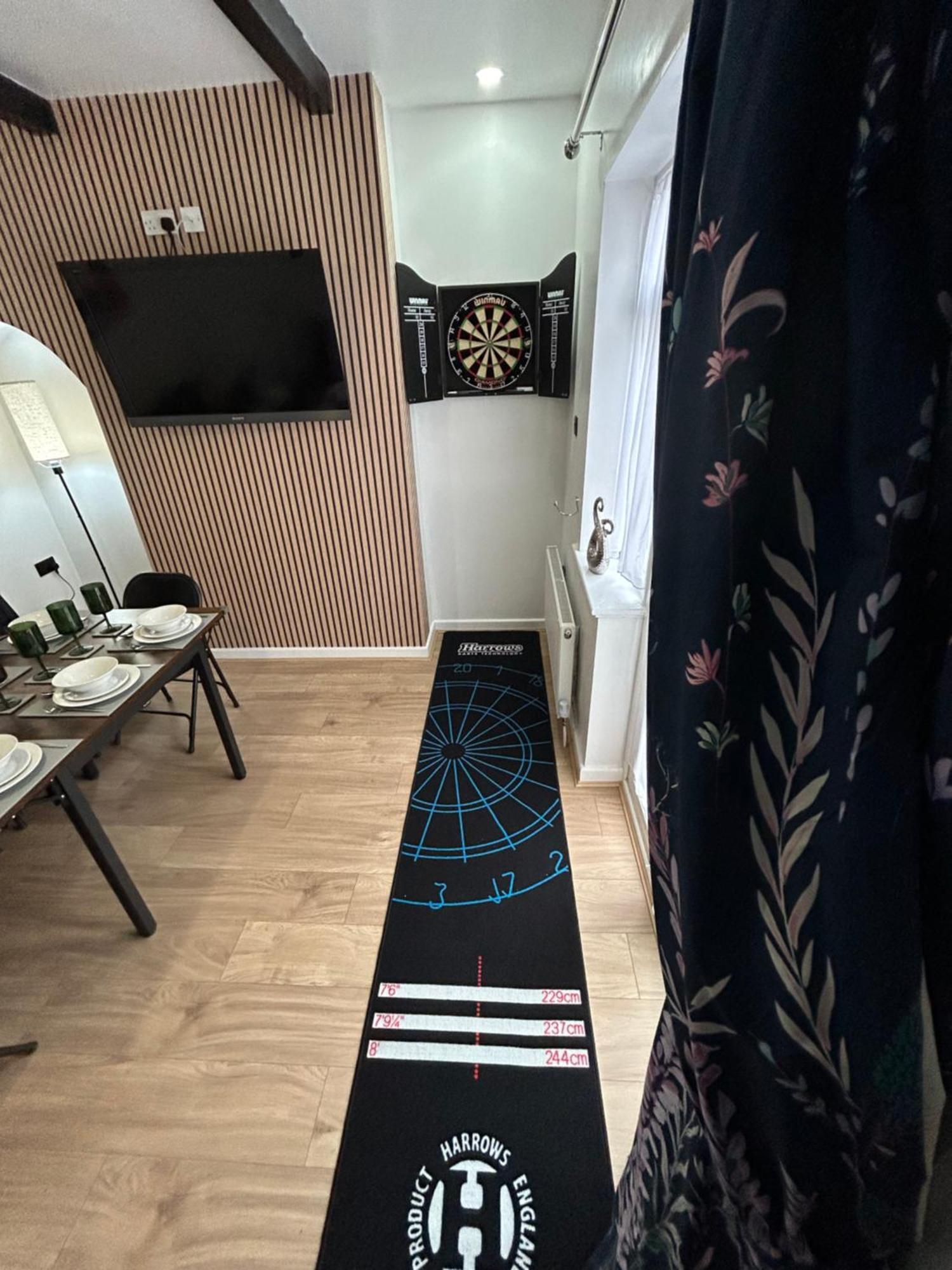Gravelly House M6 J6 Hs2 Nec Airport - A Spacious Best-In-Class 6 Bedroom House In Birmingham Perfect For Large Groups, Corporate & Contractors And For Long Term Stays * Birmingham